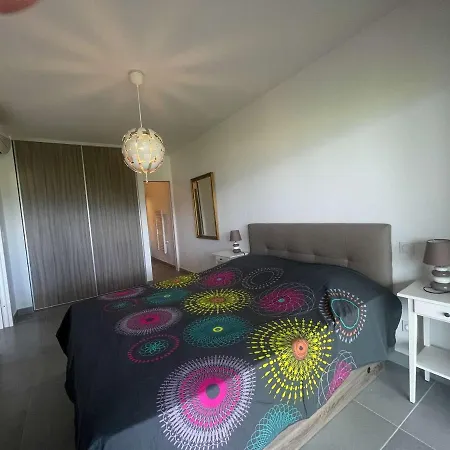 Апартаменти 2 Pieces Avec Terrasse Et Garage, Centre Porto-vecchio - Fr-1-62-170 Порто-Веккіо
